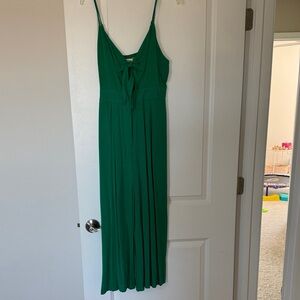 Green Sleeveless Tie-Front Jumpsuit